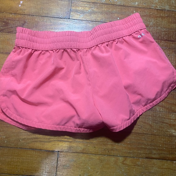 Running shorts small - Picture 5 of 9